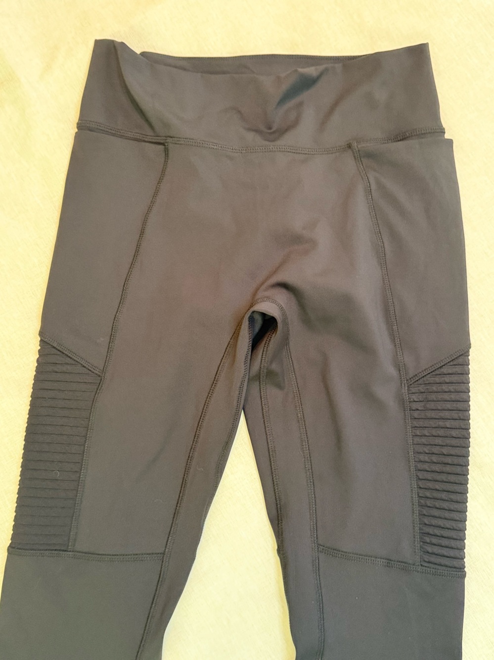 NWT Fabletics High-Waisted Motion 365 Black Leggings Size Large